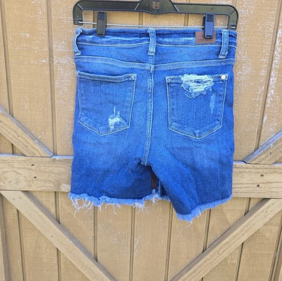 Judy Blue Distressed Denim Shorts - Picture 3 of 3